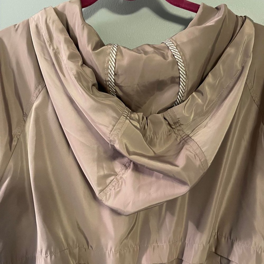 Everyday Lightweight Hooded Jacket - image 4